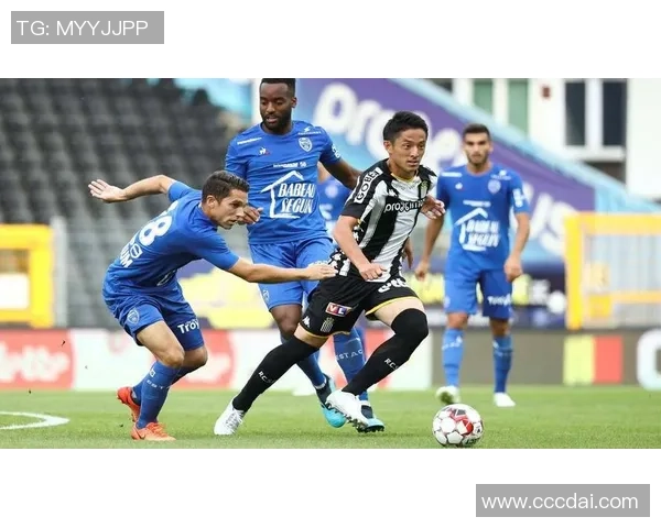 法乙特鲁瓦主场迎战卡昂争夺关键三分的精彩对决分析